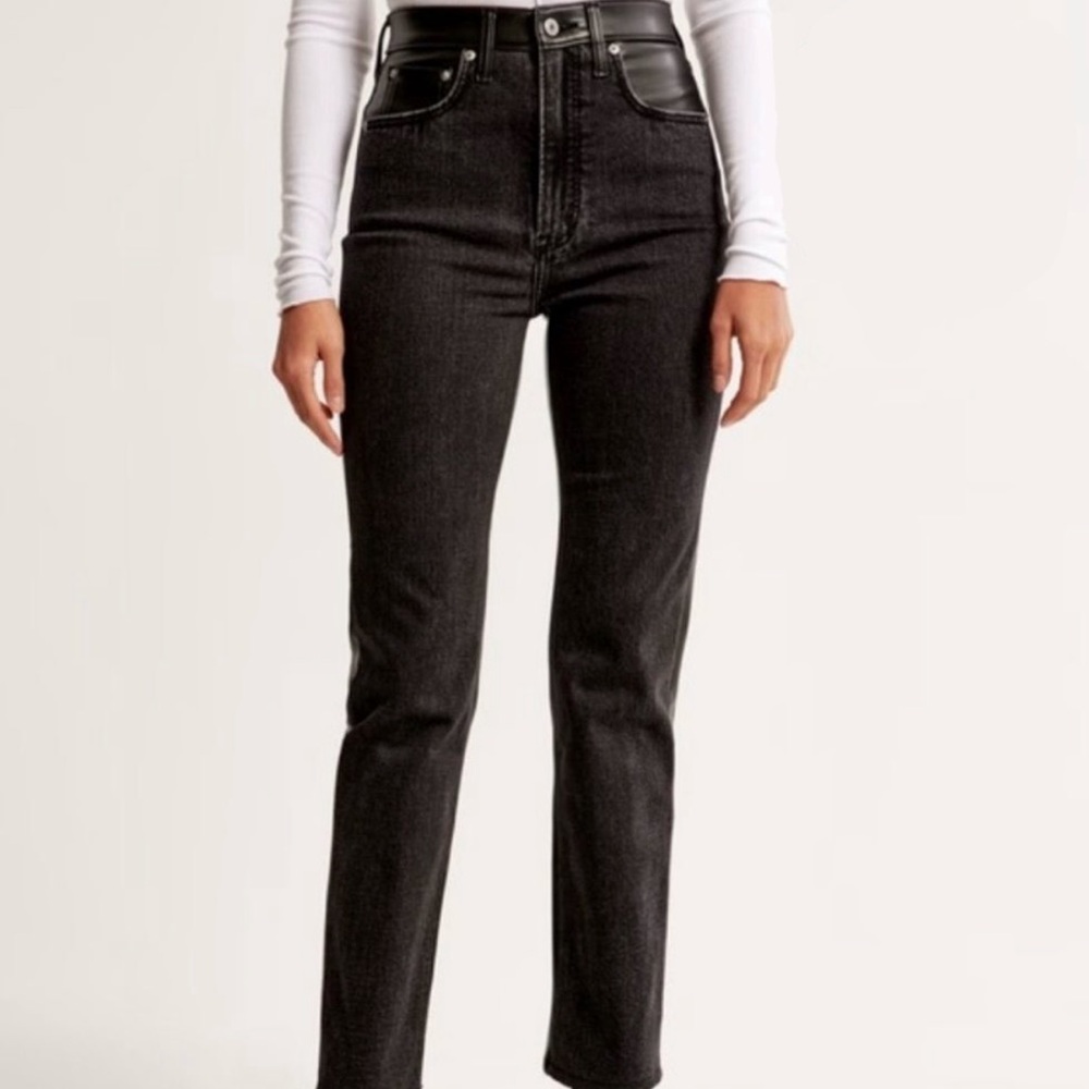 Abercrombie & Fitch Ankle Straight Ultra High Rise Jeans with Leather backs